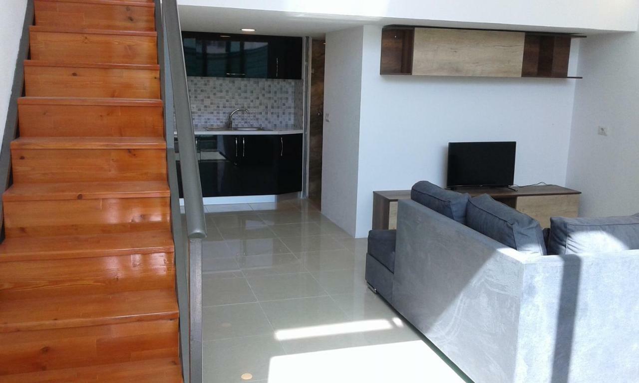 Apartments Globus Sarandë